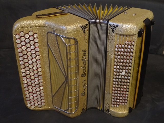 Accordéon chromatique Super Sabatini